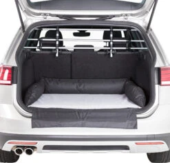 Trixie Lit Pour Coffre De Voiture Avec Protection De Pare-choc -Magasin De Fournitures Pour Chiens De Compagnie 03f1cee09b5fd7cd3d9d94cb502f827fc13a9a6d3ed58412641734fbb61fcd26